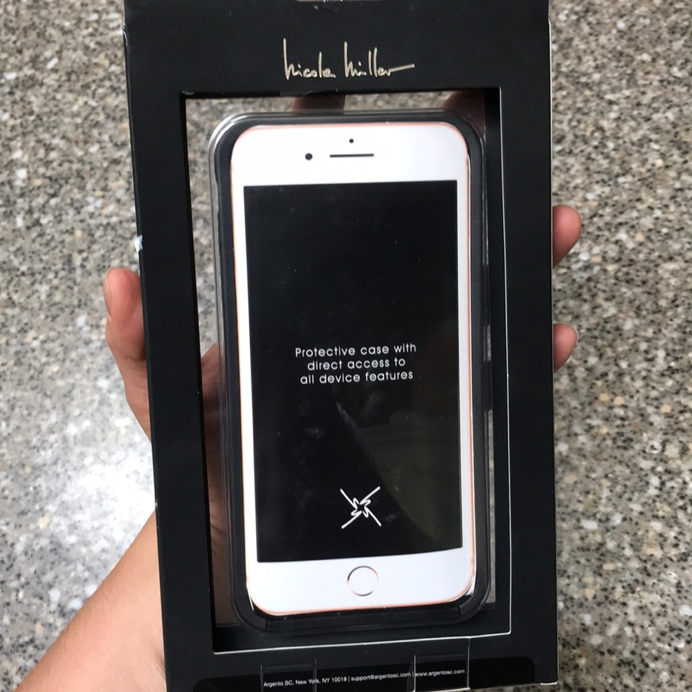 NIB Nicole Miller case - Picture 2 of 3